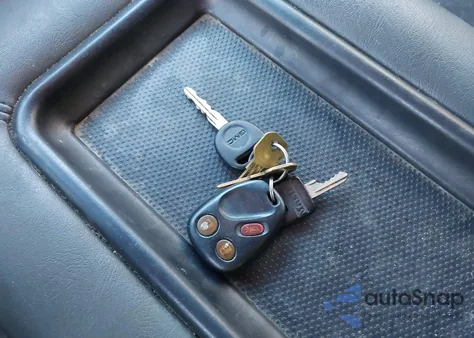 2003 GMC Sierra 1500 Sle from USA, damaged, VIN 1GTEC19V43Z332251